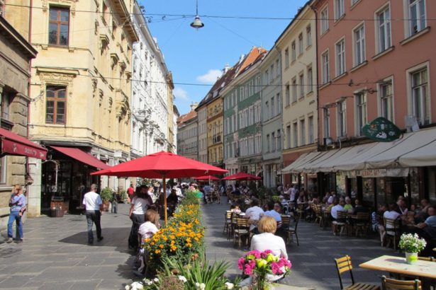 dining destinations in lithuanian capital