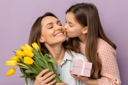 Kaip išrinkti dovaną mamai, jei ji sako, kad nieko nereikia?
