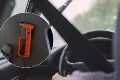 penki būtini automobilio įrankiai