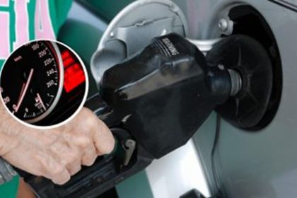 kuro taupymo automobilio slaptas mygtukas